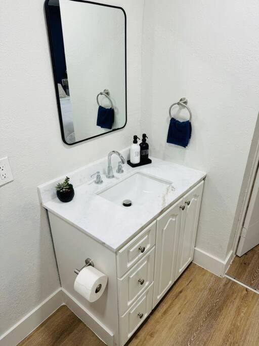 Miami Studio Near Airport/Beach Экстерьер фото