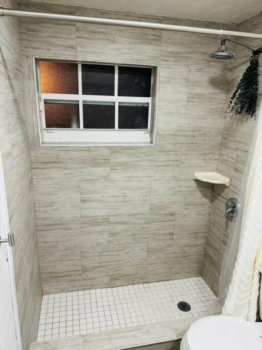Miami Studio Near Airport/Beach Экстерьер фото